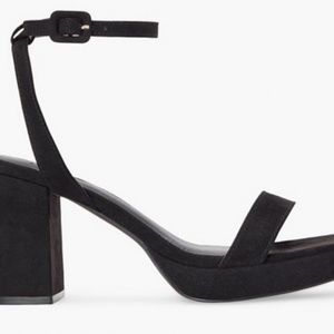 Platform Heeled Sandels